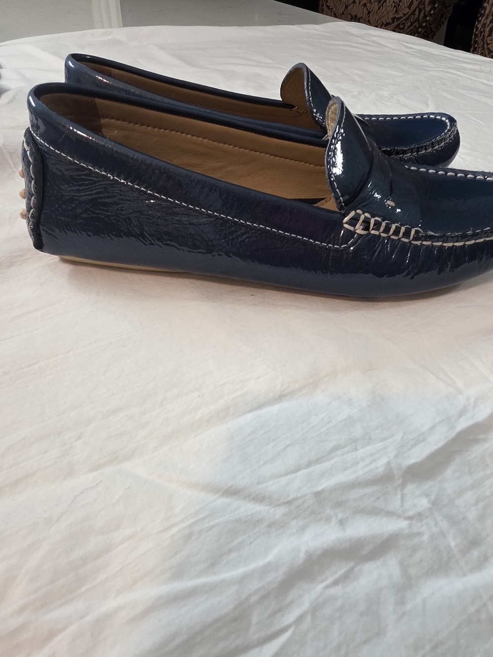 Johnston & Murphy Women's Metallic Navy Patent Leather Loafers - Picture 4 of 9